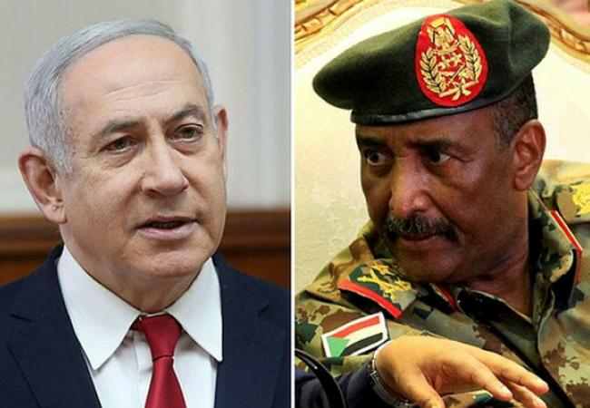 Abdel Fattah al-Burhan, chairman of the Sovereignty Council of Sudan ( R) and Israeli Prime Minister Benjamin Netanyahu