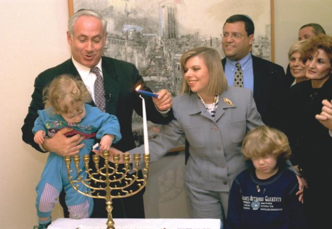 Benjamin Netanyahu and family Hannukah