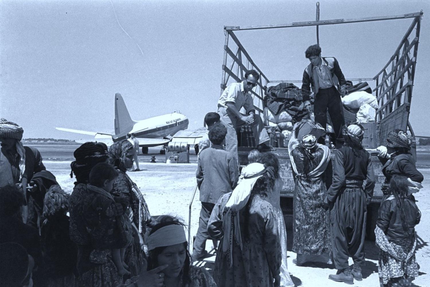 Jews leaving Lod, 1951